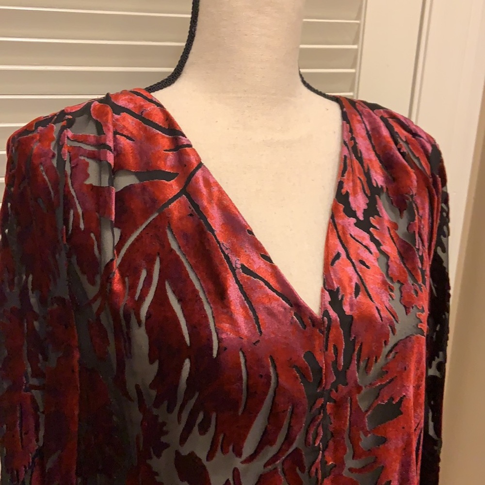 ๐HP๐ Mika Mindel Keely Living Lush Blouse - Picture 4 of 16